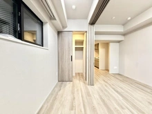 【東京都/中央区銀座】ピアース銀座レジデンス 洋室：右：LDK