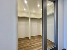 【東京都/港区三田】シティタワー麻布十番 収納：ウォークインクローゼット