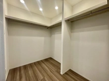 【東京都/港区三田】シティタワー麻布十番 収納：ウォークインクローゼット