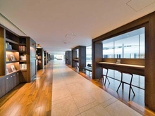 【東京都/江東区豊洲】パークホームズ豊洲ザレジデンス 共用部：ライブラリーコリドー