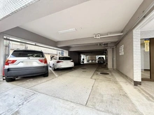 【東京都/港区南麻布】ヴィラ麻布 駐車場