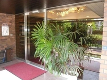 【東京都/港区元赤坂】ロイヤル赤坂サルーン エントランス