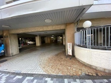 【東京都/港区南青山】シャトー東洋 アプローチ