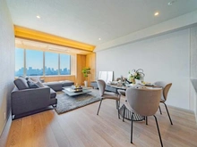 【東京都/千代田区富士見】プラウドタワー千代田富士見 リビング・ダイニング：※家具・調度品は販売価格に含まれておりません