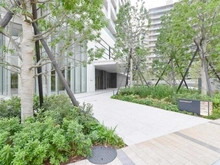 【東京都/中央区晴海】HARUMI FLAG SUN VILLAGE T棟 アプローチ