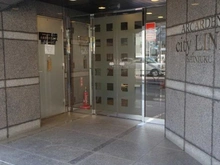 【東京都/新宿区大久保】アルカーデンシティリンクス新宿 アプローチ