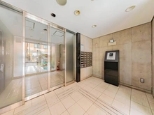 【東京都/千代田区岩本町】グラントゥルース神田岩本町 エントランス