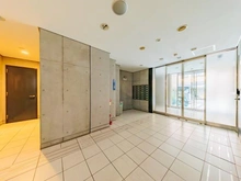 【東京都/千代田区岩本町】グラントゥルース神田岩本町 エントランス