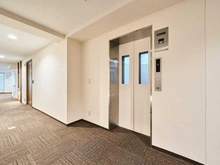 【東京都/港区白金】ロイヤル白金ガーデン 共用部：エレベーターホール