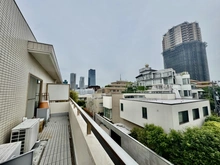 【東京都/港区元麻布】サンビューハイツ元麻布 バルコニー