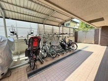 【東京都/港区白金台】ルジェンテ白金台 駐輪場