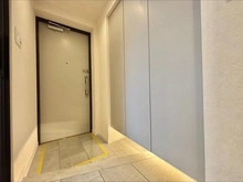 【東京都/港区麻布十番】クレッセント麻布II 玄関