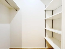 【東京都/品川区東品川】レグノ・カリテ品川シーサイド 収納：シューズインクローゼット