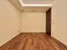 【東京都/港区南麻布】ロイヤルシーズン南麻布 洋室