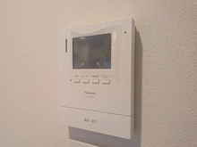 【東京都/港区西麻布】クラウン西麻布 TVモニター付きインターホン