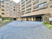 【東京都/港区西麻布】パークハウス麻布霞町 アプローチ