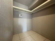 【東京都/千代田区麹町】グランドメゾン紀尾井坂 収納：上階