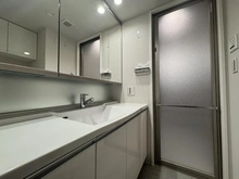 【東京都/港区麻布十番】グランドメゾン麻布十番館 洗面室