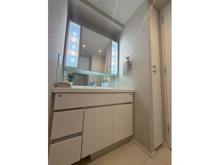 【東京都/港区東麻布】ライオンズ麻布十番スペリア 洗面室