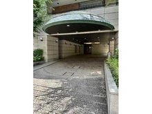 【東京都/港区赤坂】ヴェーゼント赤坂新坂 エントランス