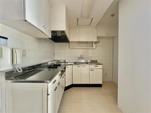 【東京都/港区南麻布】麻布東町マンション ダイニングキッチン