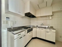 【東京都/港区南麻布】麻布東町マンション ダイニングキッチン