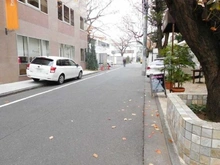 【東京都/港区北青山】秀和第2北青山レジデンス 前面道路