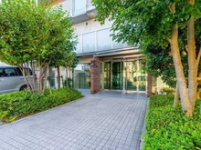 【東京都/世田谷区玉堤】リビオ尾山台センシアハウス エントランス