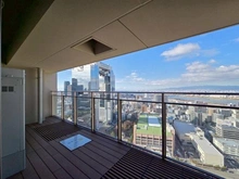 【大阪府/大阪市北区大深町】グラングリーン大阪 THE NORTH RESIDENCE バルコニー：西側