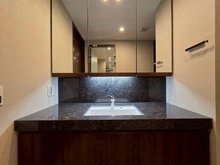 【大阪府/大阪市北区大深町】グラングリーン大阪 THE NORTH RESIDENCE 洗面室