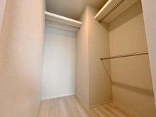 【東京都/中央区晴海】HARUMI FLAG SUN VILLAGE T棟 収納：約7.0帖洋室のウォークインクローゼット