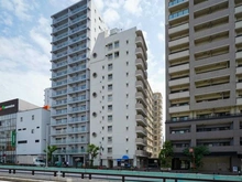 【東京都/目黒区下目黒】目黒グリーンコープ 外観：中央の白い建物