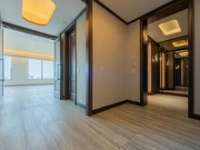 【大阪府/大阪市北区大深町】グラングリーン大阪 THE NORTH RESIDENCE 廊下