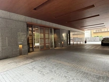 【東京都/千代田区一番町】ブランズザハウス一番町 アプローチ