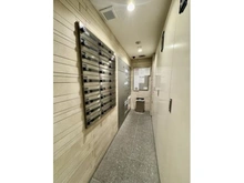 【東京都/港区元麻布】パークナード元麻布 メールBOX：奥：宅配BOX