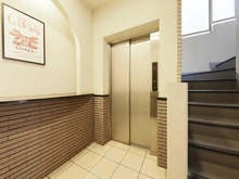 【東京都/渋谷区渋谷】ミュゼ表参道 共用部：エレベーター