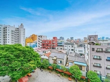 【東京都/港区白金】セザール白金ガーデン 眺望：共用廊下からの眺望