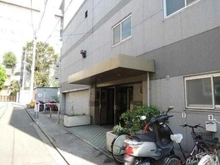 【東京都/港区東麻布】麻布狸穴ナショナルコート エントランス