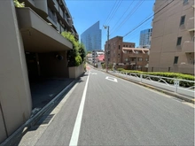 【東京都/目黒区下目黒】エル・アルカサル目黒 前面道路