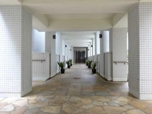 【東京都/世田谷区粕谷】D’グラフォート世田谷芦花公園 共用部