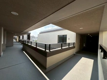 【東京都/世田谷区給田】アトラスシティ千歳烏山グランスイート 風ノ棟 廊下