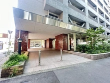 【東京都/杉並区下高井戸】シーアイマンション桜上水 エントランス