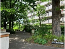 【東京都/世田谷区南烏山】いづみハイツ芦花公園 烏山下宿広場（現地より約210m）：