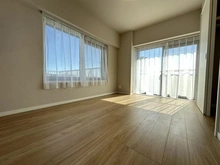 【東京都/狛江市和泉本町】東海狛江マンション 洋室