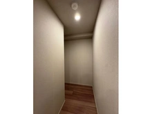 【東京都/世田谷区給田】アトラスシティ千歳烏山グランスイート 杜ノ棟 サービスルーム（納戸）