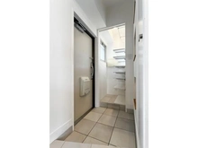 【東京都/杉並区上高井戸】レック八幡山マンション 玄関：下足入れ