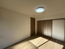 【東京都/調布市染地】多摩川住宅ハ 13号棟 洋室