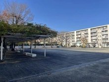 【東京都/調布市染地】多摩川住宅ハ 13号棟 敷地内施設