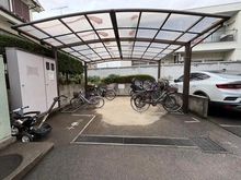 【東京都/調布市西つつじケ丘】ガーデンホームつつじヶ丘II 駐輪場