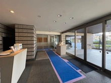 【東京都/杉並区上高井戸】サーパス芦花公園 エントランス